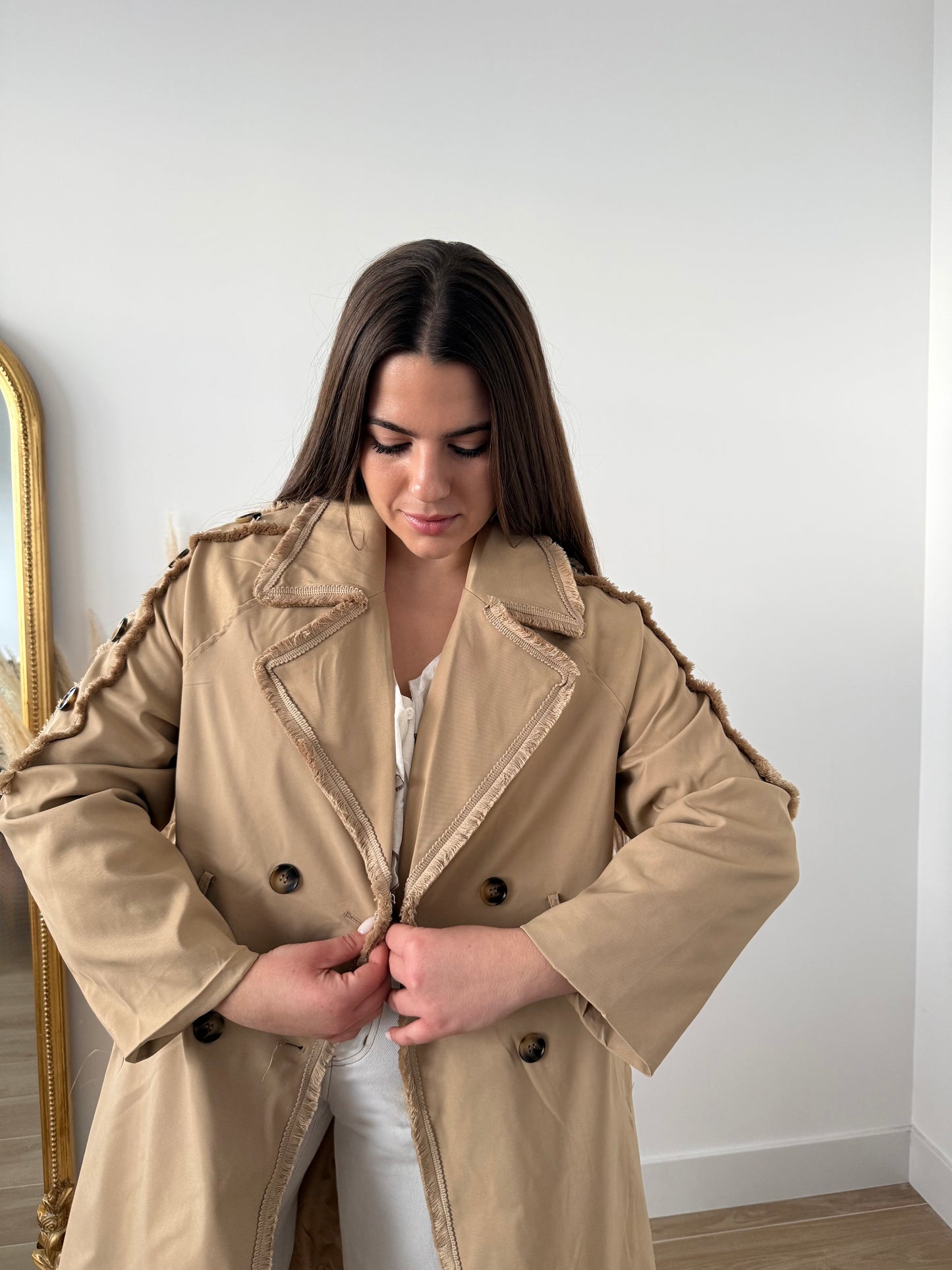 GABARDINA DESFLECADA