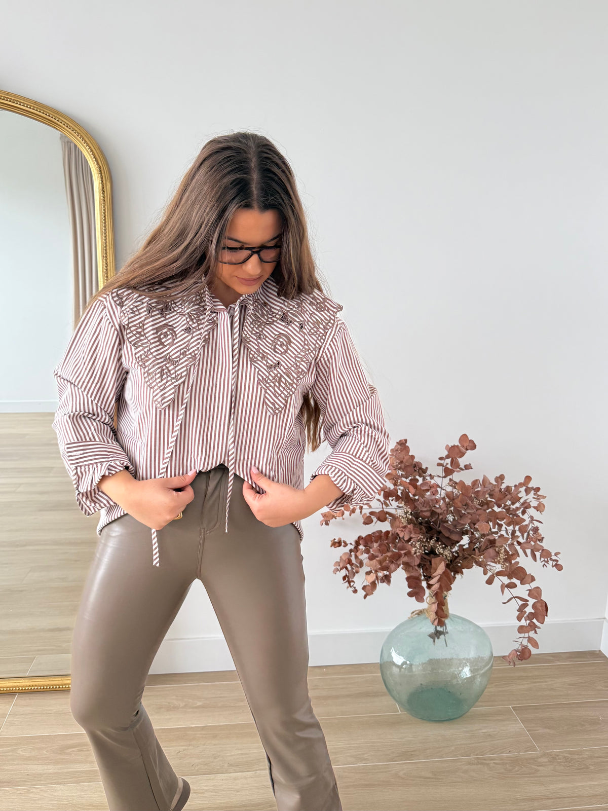 Blusa Rayas Cuello Bordado