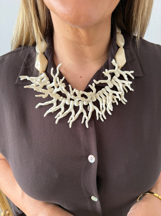 Collar corales beige