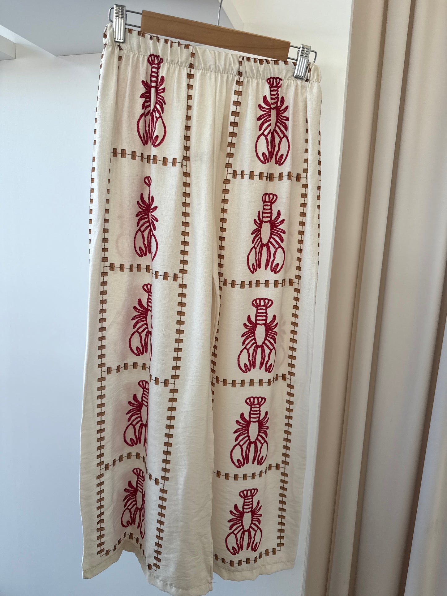 Pantalón langostas beige
