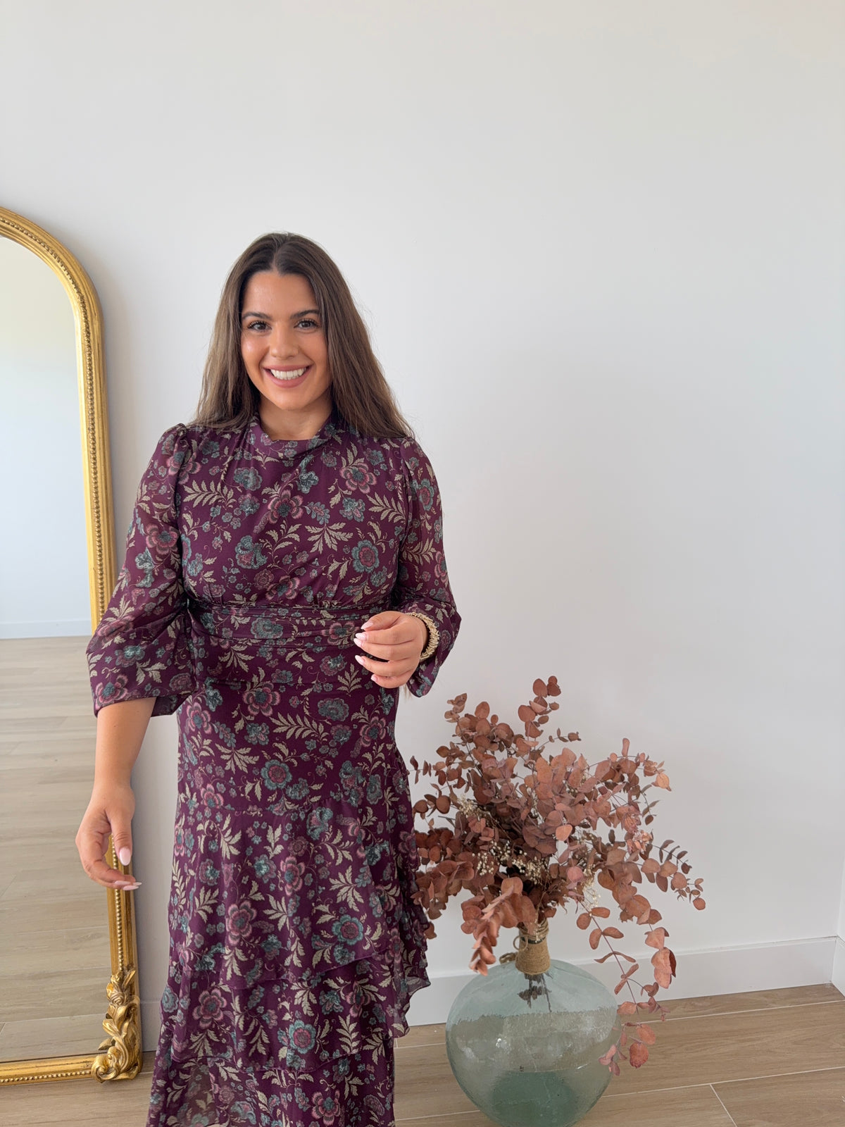 Vestido floral Burdeos