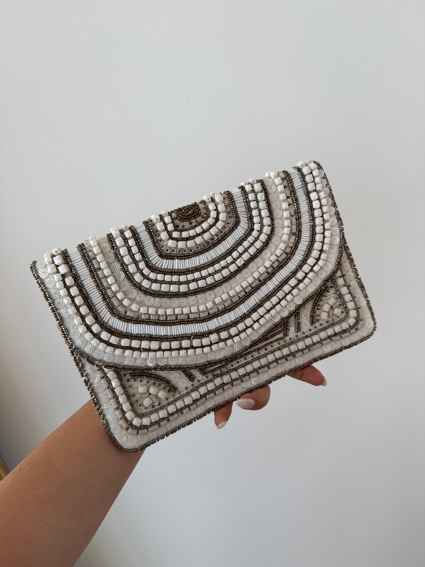 Bolso sobre joya