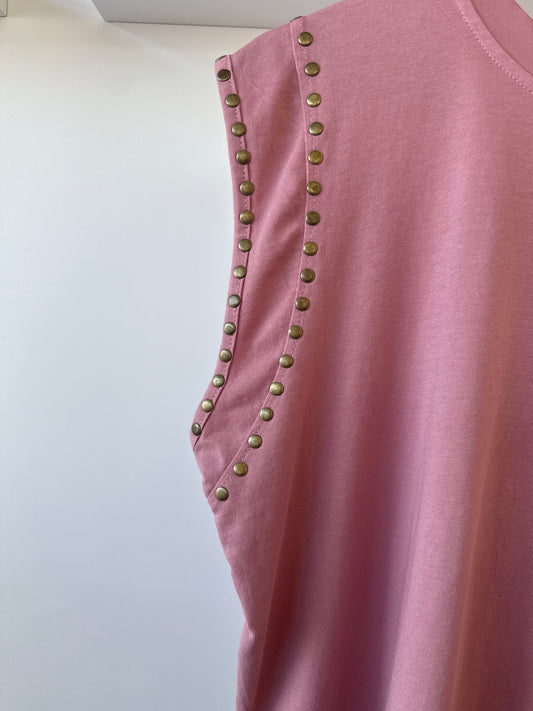 Camiseta tachas rosa
